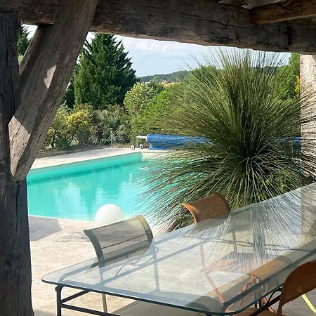 Villa 5 *